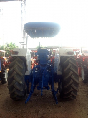 ขายรถไถ ฟอร์ด 6610 NEWHOLLAND สภาพดี ราคาต่อลองได้ค่ะ