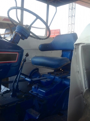 ขายรถไถ ฟอร์ด 6610 NEWHOLLAND สภาพดี ราคาต่อลองได้ค่ะ