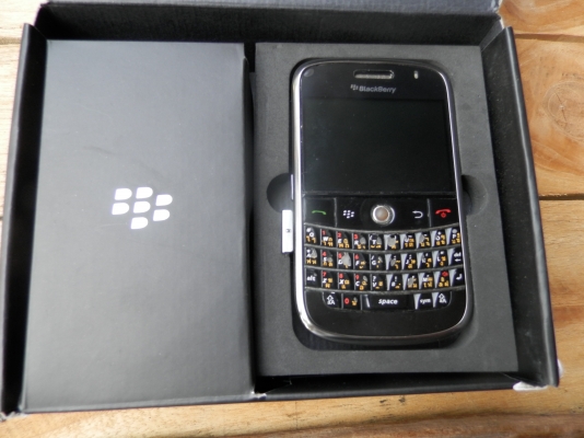 ขายซาก ไอโพน 4 และ BB9000 ขายซาก ไอโพน 4 และ BB9000
