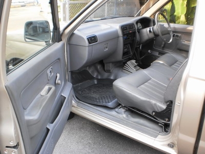 ขายด่วน Nissan Frontier Td27 ปี 2000 Single ขายด่วน Nissan Frontier Td27 ปี 2000 Single