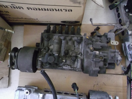 ขายปั๊มดีเซลพร้อมหัวฉีด UD CWM 454 ใหม่ ราคาเบาๆ