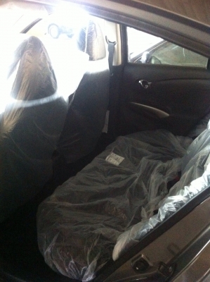 ขายด่วน NISSAN ALMERA รถใหม่ป้ายแดง ยังไม่ได้ใช้ ครับ สนใจติดต่อ นัท 083-6333393