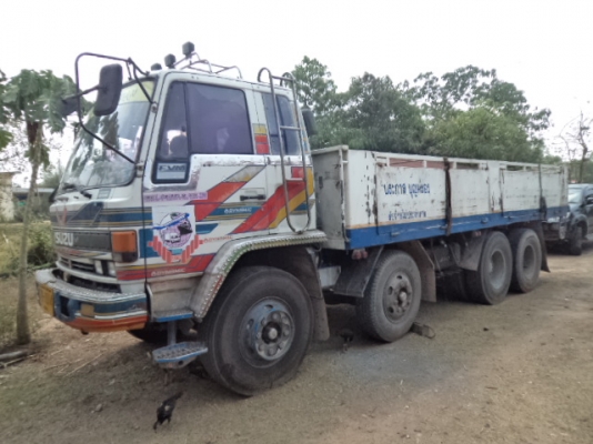 ขายรถอีซูซุร็อก12ล้อ เครื่อง195แรงม้า เพาเวอร์ ทิฟฟี