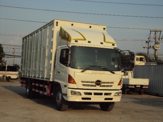 ขายด่วน  HINO  MEGA   ตู้ 10 บาน