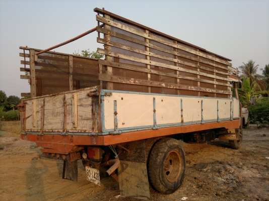 ขายรถ 6 ล้อ ISUZU หน้ายาว