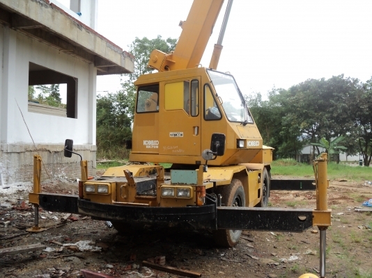 ขายรถเครน kobelco rk70m 4wheels