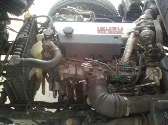 ISUZU NKR 4 ล้อกลาง ทะเบียนไม่ติดเวลา