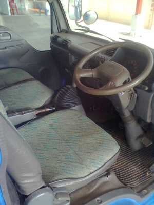 ISUZU NKR 4 ล้อกลาง ทะเบียนไม่ติดเวลา