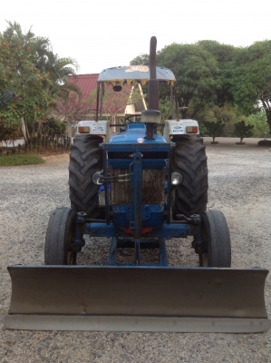แทรกเตอร์ FORD 6610  เต็มตัว..ใบมีดดันหน้าไคเฮ็งหลี ผาน 7 CMT ชลบุรีเมืองทอง