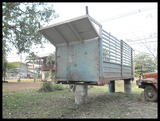 กระบะสิบล้อ สภาพดี สวยๆ