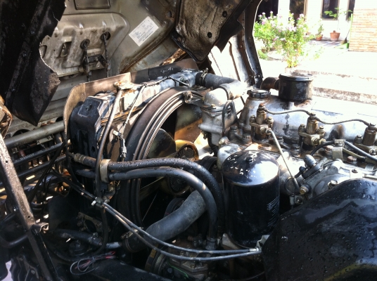 Mitsubrishi แค๊ป 2.5 คิว