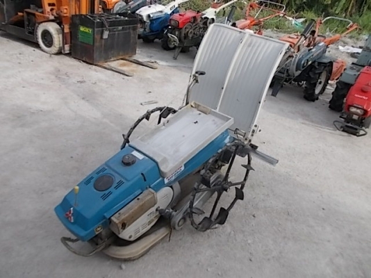 รหัส:12000781รถปลูกข้าวดำนาใช้เครื่องSM-P250ขนาด2.5แรงรถสภาพเดิมๆพร้อมใช้www.nihonmono.com