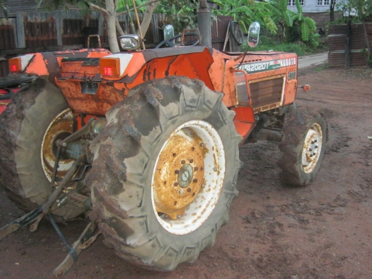 ขายด่วนคูโบต้าzl4202dt 4wd 4x4เทอร์โบเพาเวอร์เก่าญี่ปุ่นรถยังไม่เคยใช้งานในเมืองไทยอยู่นครสวรรค์ อ.ไพศาลีครับ