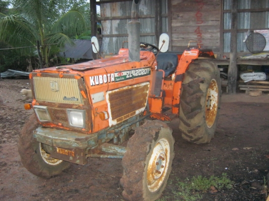 ขายด่วนคูโบต้าzl4202dt 4wd 4x4เทอร์โบเพาเวอร์เก่าญี่ปุ่นรถยังไม่เคยใช้งานในเมืองไทยอยู่นครสวรรค์ อ.ไพศาลีครับ