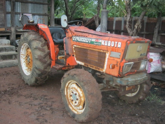 ขายด่วนคูโบต้าzl4202dt 4wd 4x4เทอร์โบเพาเวอร์เก่าญี่ปุ่นรถยังไม่เคยใช้งานในเมืองไทยอยู่นครสวรรค์ อ.ไพศาลีครับ