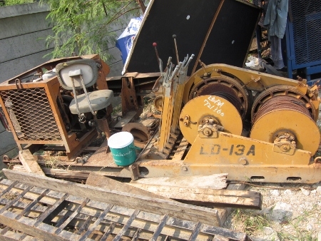 ขาย--วิ๊นสำหรับตอกเสาเข็ม / ปั่นจั่น เครื่อง MITSUBISHI 4 สูบ ดีเซล