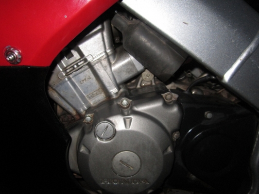 ยังไงก็ขาย CBR150ปี48ไมขาวล้อแม็กแท้เครื่องดีเดิมๆชุดโอนครบ ยังไงก็ขาย CBR150ปี48ไมขาวล้อแม็กแท้เครื่องดีเดิมๆชุดโอนครบ