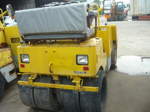 รถบดสั่นสะเทือน 4 ตัน Sakai TW350 รถนอกนำเข้าจากญี่ปุ่น ชม.ต่ำ สภาพดี รถบดสั่นสะเทือน 4 ตัน Sakai TW350 รถนอกนำเข้าจากญี่ปุ่น ชม.ต่ำ สภาพดี