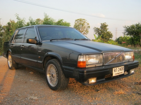 วอลโว่ 740 ยกเครื่องใหม่ แก๊สแล้ว แอร์เย็น ภายในสวย ไม่มีผุ