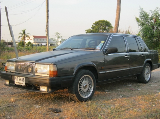 วอลโว่ 740 ยกเครื่องใหม่ แก๊สแล้ว แอร์เย็น ภายในสวย ไม่มีผุ