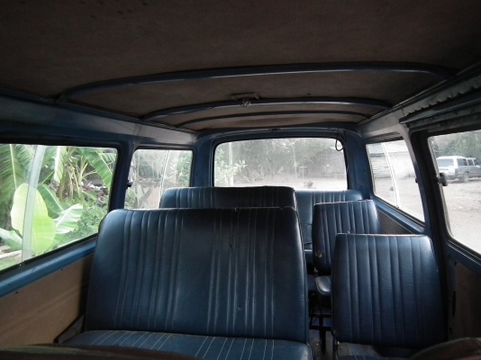 ขายรถตูื้้็โตโยต้า ไฮเอช  น้องๆโฟกครับ  สภาพพร้อมใช้เครื่องดีไม่มีผุ  ทะเบียนเต็มพร้อมโอน