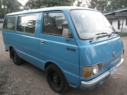 ขายรถตูื้้็โตโยต้า ไฮเอช  น้องๆโฟกครับ  สภาพพร้อมใช้เครื่องดีไม่มีผุ  ทะเบียนเต็มพร้อมโอน