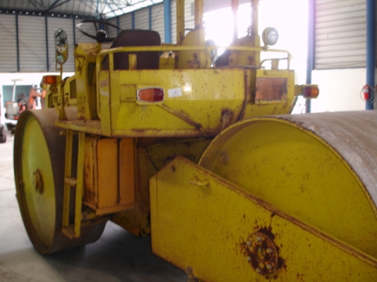 Sakai รถบด 3 ล้อเหล็ก Model R2 ถึงไทยแล้วจากญี่ปุ่น ถุก ๆ เลยครับ