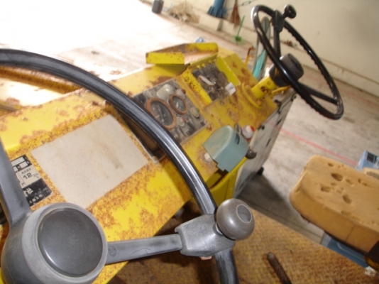 Sakai รถบด 3 ล้อเหล็ก Model R2 ถึงไทยแล้วจากญี่ปุ่น ถุก ๆ เลยครับ