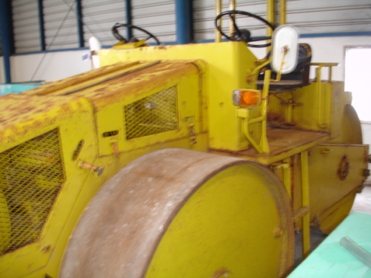 Sakai รถบด 3 ล้อเหล็ก Model R2 ถึงไทยแล้วจากญี่ปุ่น ถุก ๆ เลยครับ