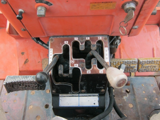 ขายด่วนรถไถนาคูโบต้า L4202dt 4wd 4x4 เทอร์โบเพาเวอร์สวยๆพร้อมใบมีดดันหน้า-ผานหลัง 6x22 พร้อมใช้ครับ...รถอยู่นครสวรรค์ อ.ไพศาลีครับ ขายด่วนรถไถนาคูโบต้า L4202dt 4wd 4x4 เทอร์โบเพาเวอร์สวยๆพร้อมใบมีดดันหน้า-ผานหลัง 6x22 พร้อมใช้ครับ...รถอยู่นครสวรรค์ อ.ไพศาลีครับ