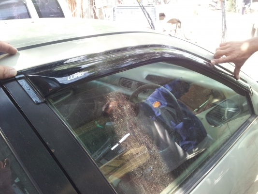 SALE กันฝนประตู camry 97 - 99 แท้ USA