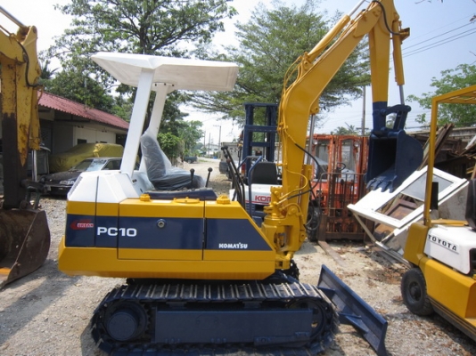 ขาย รถขุดเล็ก KOMATSU รุ่น PC10-5- แทร็กเหล็ก มือสองญี่ปุ่น ขาย รถขุดเล็ก KOMATSU รุ่น PC10-5- แทร็กเหล็ก มือสองญี่ปุ่น
