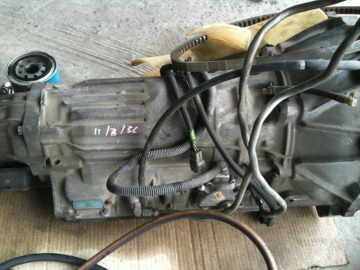 เกียร์AUTO 1JZ  ฝาขาว  คับ