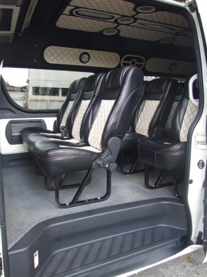 ขายรถตู้ TOYOTA COMMUTER 2012