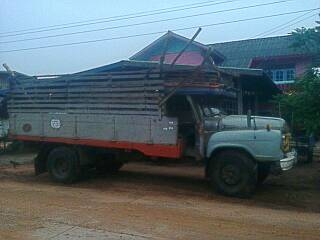 ขาย6ล้อ หัวยาวโทรติดต่อ 085-7698049