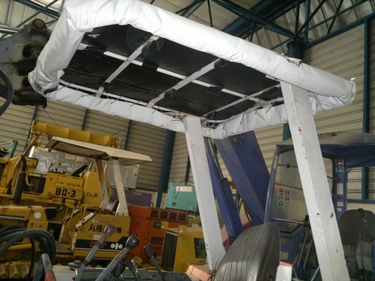 รถขุดเล็ก KUBOTA  KH-50 ปี1985 รถนอกนำเข้า สภาพดีนำเข้าจากญี่ปุ่น ไม่เคยใช้ในไทย ราคาถูกครับ ติดต่อ มานะ 085-9049669