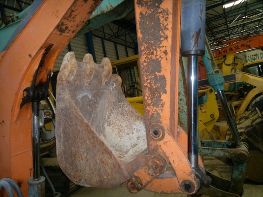 รถขุดเล็ก KUBOTA  KH-50 ปี1985 รถนอกนำเข้า สภาพดีนำเข้าจากญี่ปุ่น ไม่เคยใช้ในไทย ราคาถูกครับ ติดต่อ มานะ 085-9049669