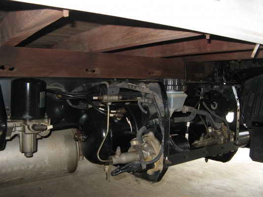 ขาย 6 ล้อ ฮีโน่เมก้า 144 แรง ปี 2005 สภาพดี เครื่องแน่น พร้อมใช้งาน ชมรถก่อนได้ครับ สนใจติดต่อได้ที่ 081-9425443 ขาย 6 ล้อ ฮีโน่เมก้า 144 แรง ปี 2005 สภาพดี เครื่องแน่น พร้อมใช้งาน ชมรถก่อนได้ครับ สนใจติดต่อได้ที่ 081-9425443