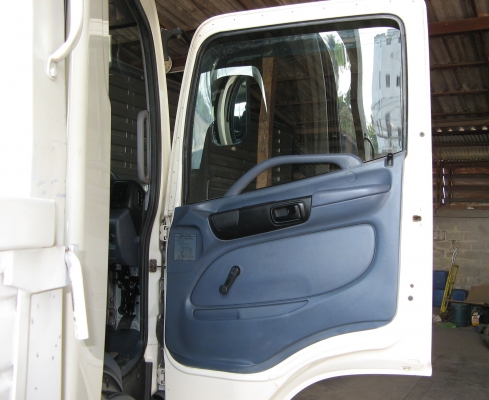 ขาย 6 ล้อ ฮีโน่เมก้า 144 แรง ปี 2005 สภาพดี เครื่องแน่น พร้อมใช้งาน ชมรถก่อนได้ครับ สนใจติดต่อได้ที่ 081-9425443 ขาย 6 ล้อ ฮีโน่เมก้า 144 แรง ปี 2005 สภาพดี เครื่องแน่น พร้อมใช้งาน ชมรถก่อนได้ครับ สนใจติดต่อได้ที่ 081-9425443