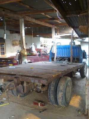 ขายโตโยต้า 85 แรง มีีเล่มทะเีบียน