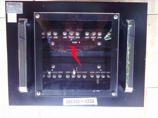 มอแปลงไฟ SG-608 ไฟเข้า 345-405 ไฟออก 190-210 ไฟ 3 เฟต