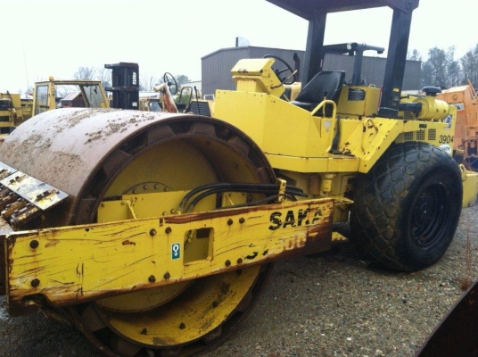 ถึงไทยแล้วครับ รถบด 10 ตัน SAKAI SV500TF ลูกกลิ้งเรียบหุ้มหนาม จากอเมริกา ไม่แพง นะครับนะ