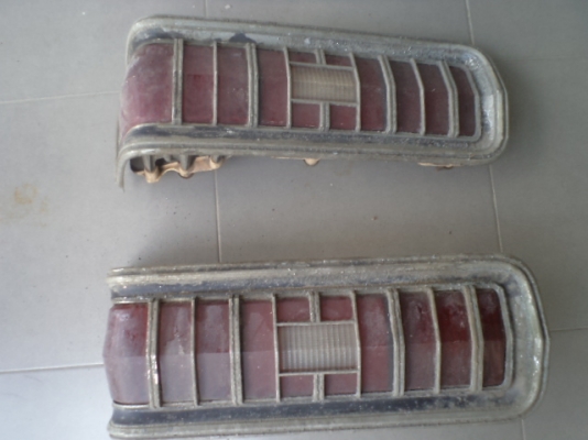 ขายไฟท้าย Ford