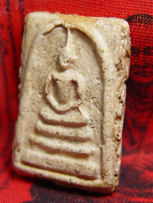 ให้เช่าพระสมเด็จ สวยมากครับ