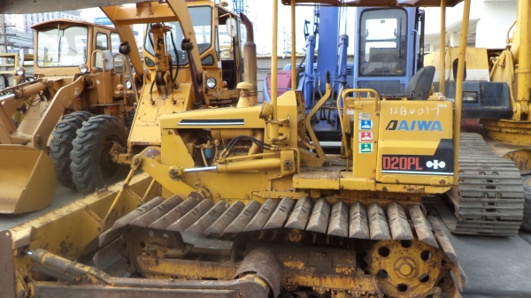 D20PL-5-50882รถดันKOMATSUตอนนี้รถจอดที่(CSนวนคร)ครับ