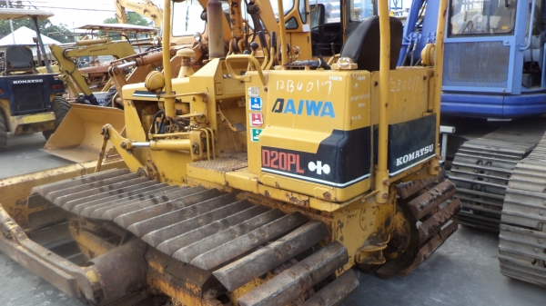 D20PL-5-50882รถดันKOMATSUตอนนี้รถจอดที่(CSนวนคร)ครับ