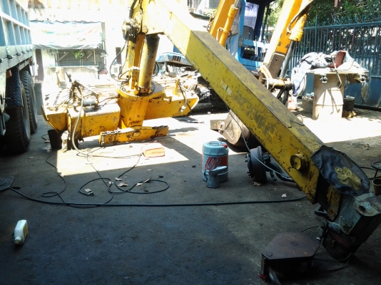 ขายเครน 3 ตัน สภาพพร้อมใช้งาน ยี่ห้อ TADANO ขายเครน 3 ตัน สภาพพร้อมใช้งาน ยี่ห้อ TADANO