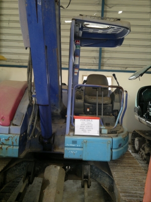 รถขุด KOMATSU  PC75UU-3C รถนอกนำเข้า มาถึงไทยแล้วครับ ไม่เคยใช้ในไทย ใช้งานได้เลย ติดต่อ มานะ 085-9049669