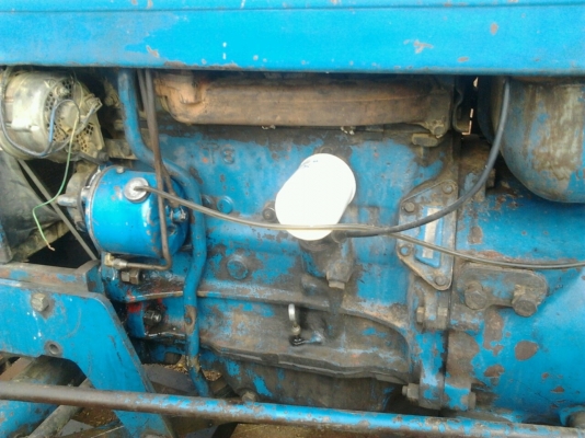 FORD 6600 - 1 เพลา T6 เต็มตัวไม่ผสม อุปกรณ์ครบ มีใบมีดดันหน้า ผานพรวนดิน 7 บอดี้สวยแห้งดีทั้งคัน ช่วงล่างดี พร้อมใช้งานได้เลย เอกสารเล่มทะเบียนครบพร้อมโอน ราคาต่อรองได้ครับ