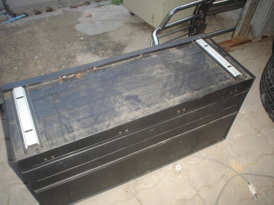 เครื่องอบจานฆ่าเชื้อ  บ้านฝรั่ง  ใช้ปกติ  สภาพใหม่ 1200บาท